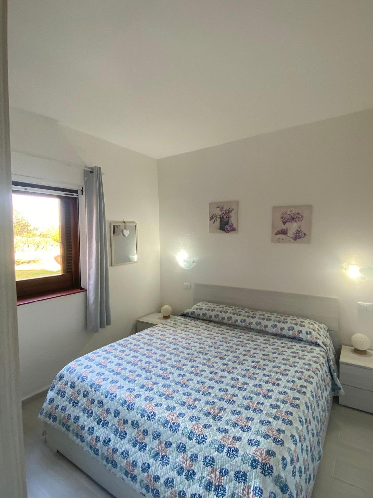 Casa Smeralda: Con Giardino E Vicino Al Mare Punta Molara Buitenkant foto