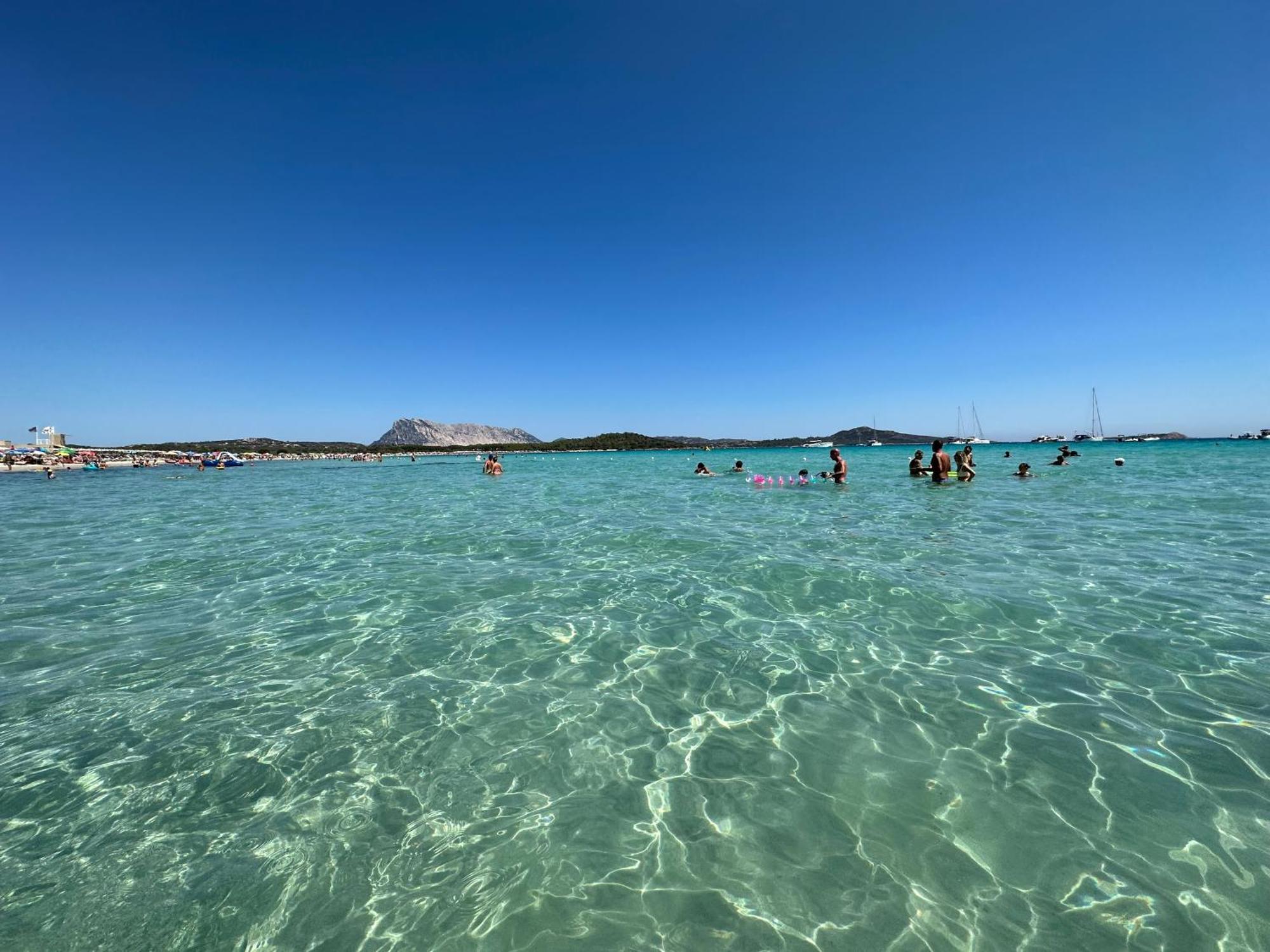 Casa Smeralda: Con Giardino E Vicino Al Mare Punta Molara Buitenkant foto